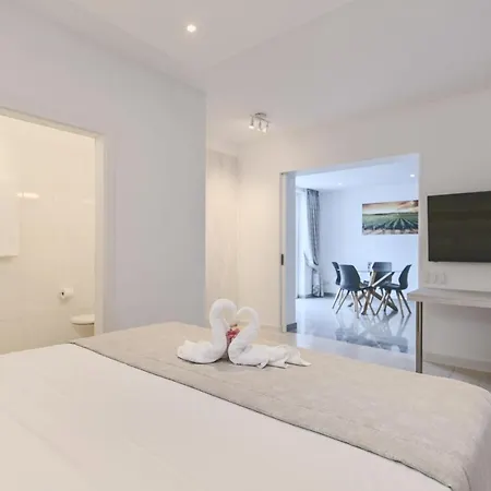 Boutique Tenerife 阿德耶