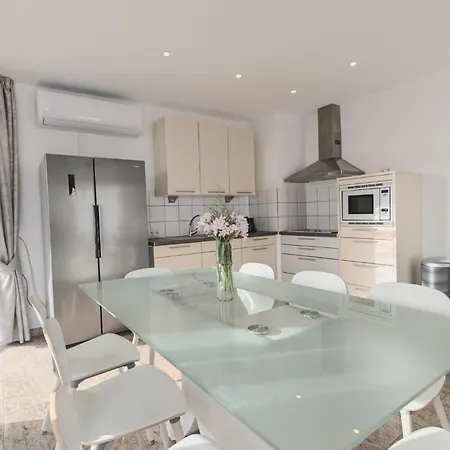 Boutique Tenerife 阿德耶