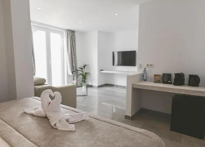 Boutique Tenerife فيلة *